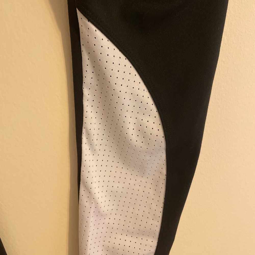 MTA Sport Multi-Tone Athletic Leggings - Picture 6 of 9